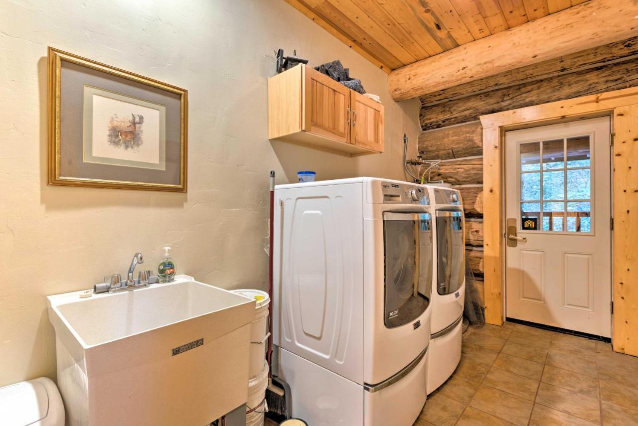 Riverfront Gold Bar Log Cabin Near Stevens Pass! Экстерьер фото